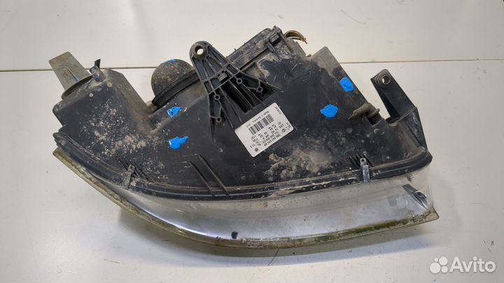 Фара (передняя) Volkswagen Passat 5, 2003