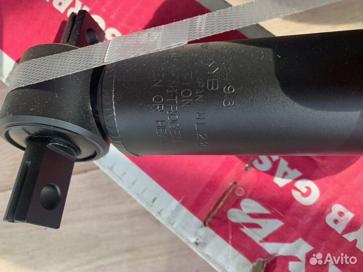 Амортизатор передний chevrole Tahoe III 2006-2014