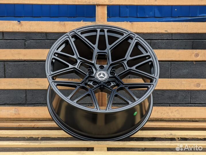 Кованые диски GT Forged R23 на Mercedes G -class