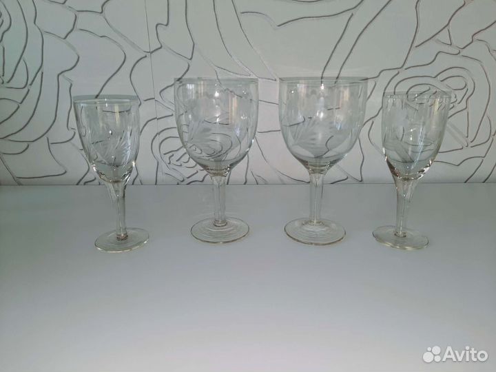 Хрустальные рюмки и бокалы