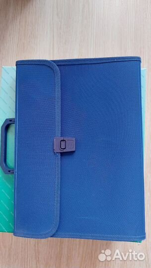 Порфель пластиковый для документов