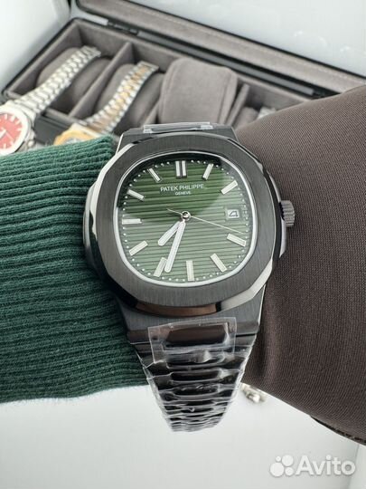Часы Patek Philippe Nautilus 40мм
