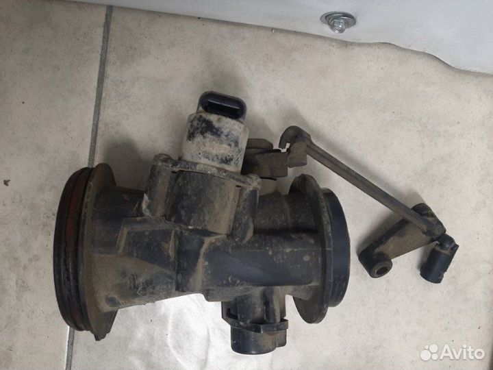 Дроссельная заслонка Renault Logan 1.6 K7MF710