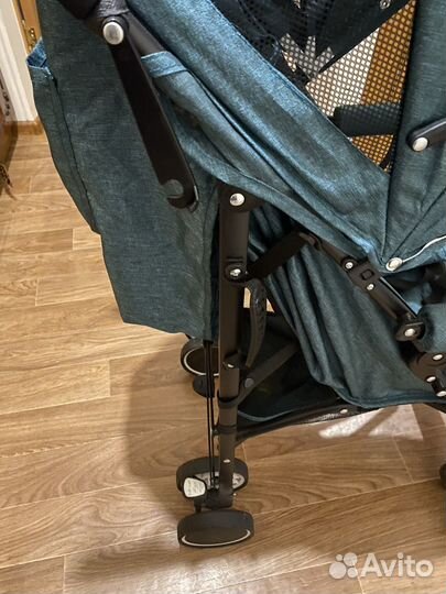 Детская прогулочная коляска-трость