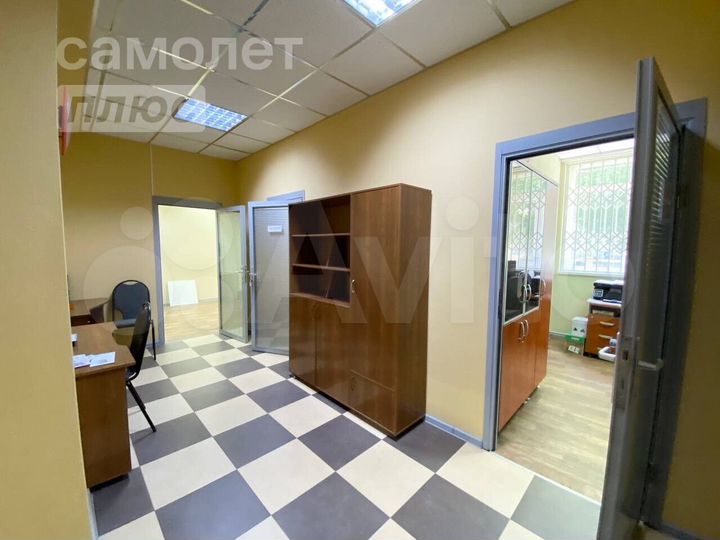 Продам офисное помещение, 83 м²