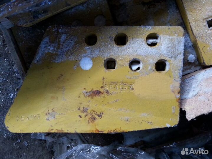 8E-4197 Бокорез правый сат- D9R 50мм