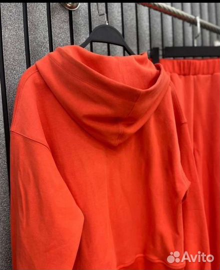 Костюм спортивный