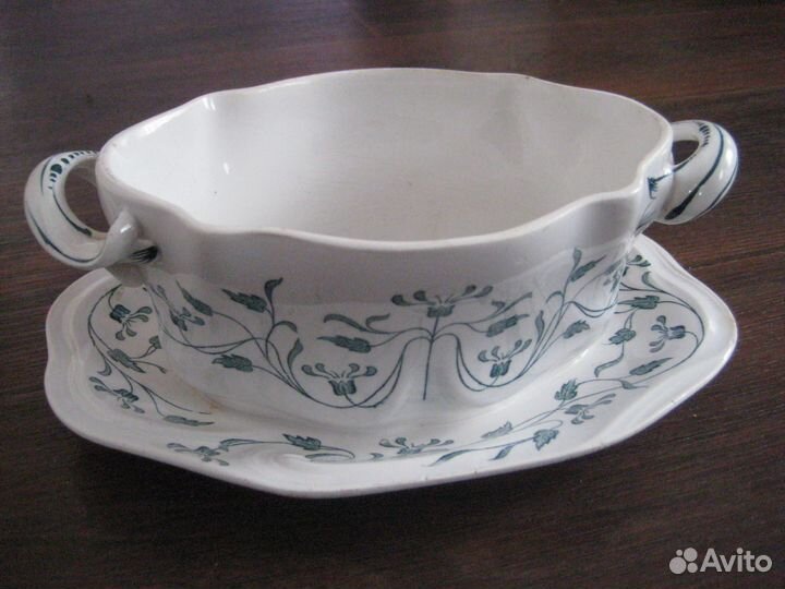 Предмет столового сервиза М.С. Кузнецова. 19 век