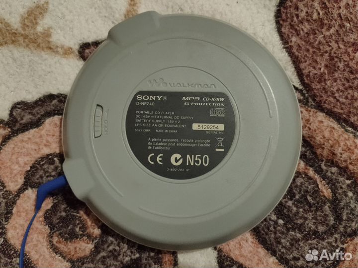 CD MP3 плеер Sony Walkman D-NE240