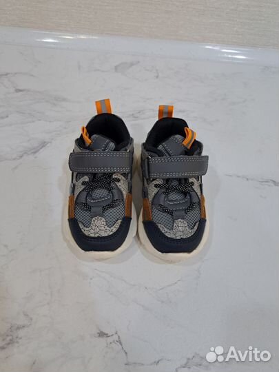 Кроссовки детские 22 размер Tombi