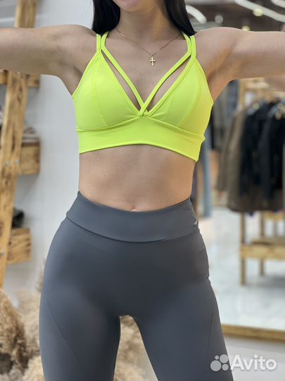 Леггинсы и топ