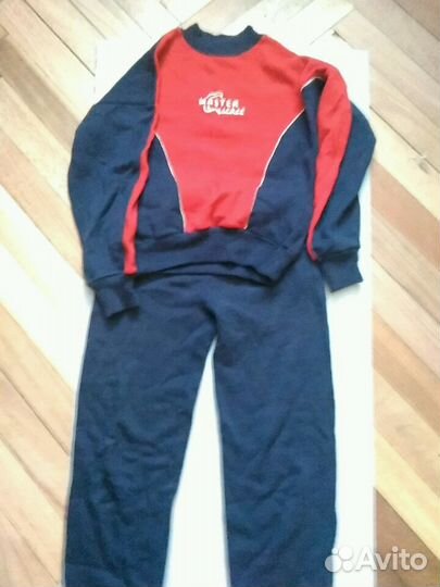 Шерстяной спортивный костюм