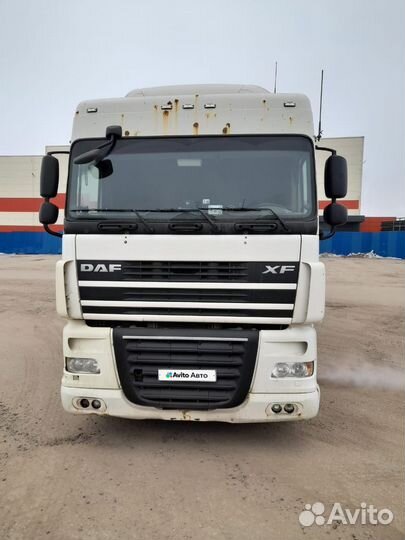 DAF FT XF 105.460 с полуприцепом, 2017