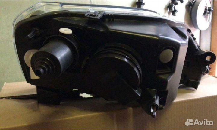 Фары лада ларгус/renault logan