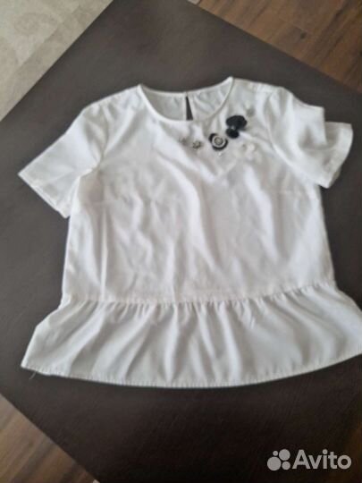 Блузка на девочку 8-12 лет