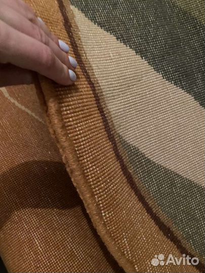 Ковер шерстяной новый