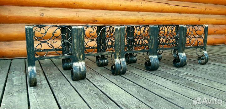 Кованый пуфик