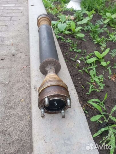 Карданный вал на ниву21214