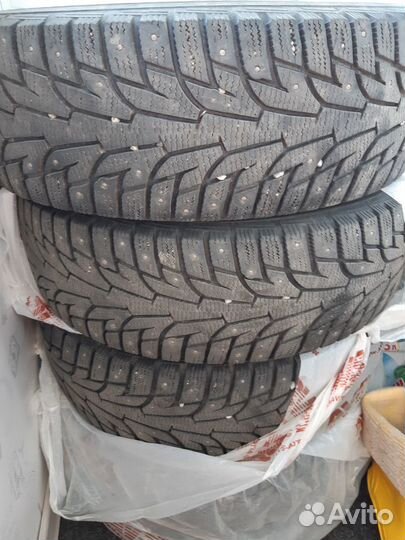 Winter Tact WT 90 215/65 R16