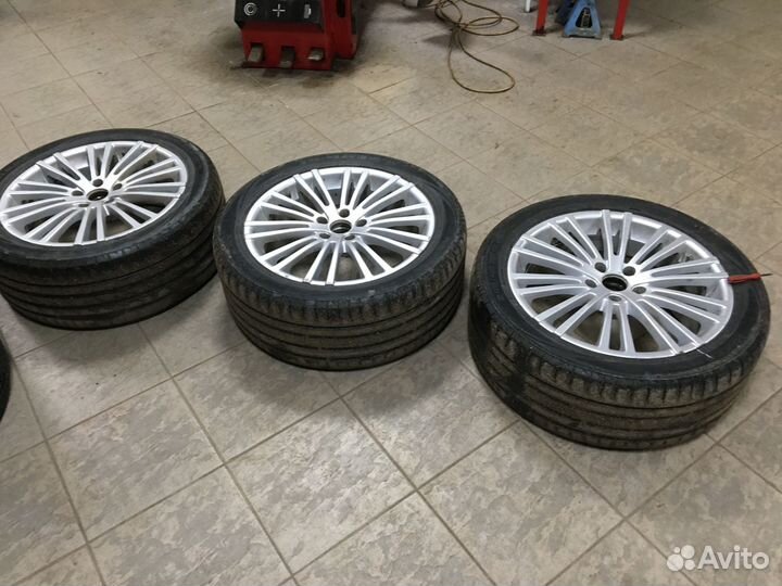 Nokian Tyres Hakka Black 245/45 R18 100Y