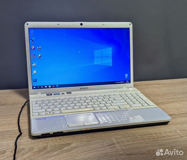 Ноутбук Sony Vaio i3