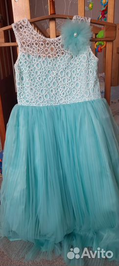 Нарядное платье для девочки 122 128