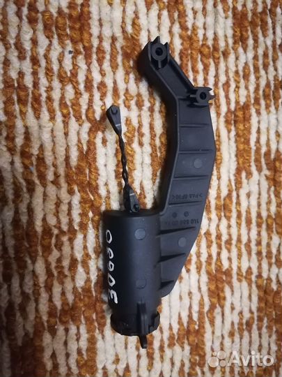 Демпфер крышки бардачка w140