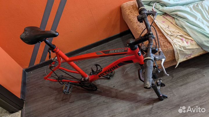 Велосипед без колес рама с рулём