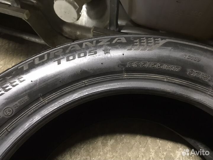 Bridgestone Turanza T005 225/55 R17