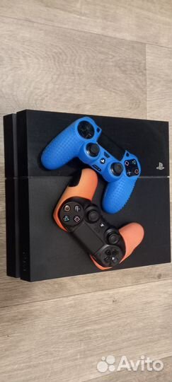 Игровая приставка ps4