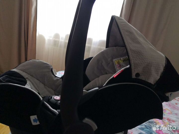 Автолюлька recaro