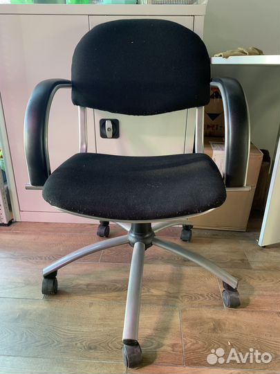 Компьютерное кресло