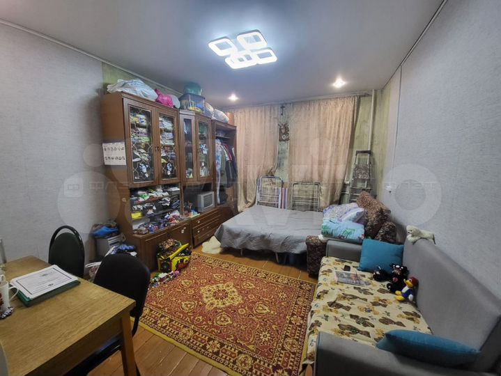 Комната 16,8 м² в 3-к., 1/2 эт.