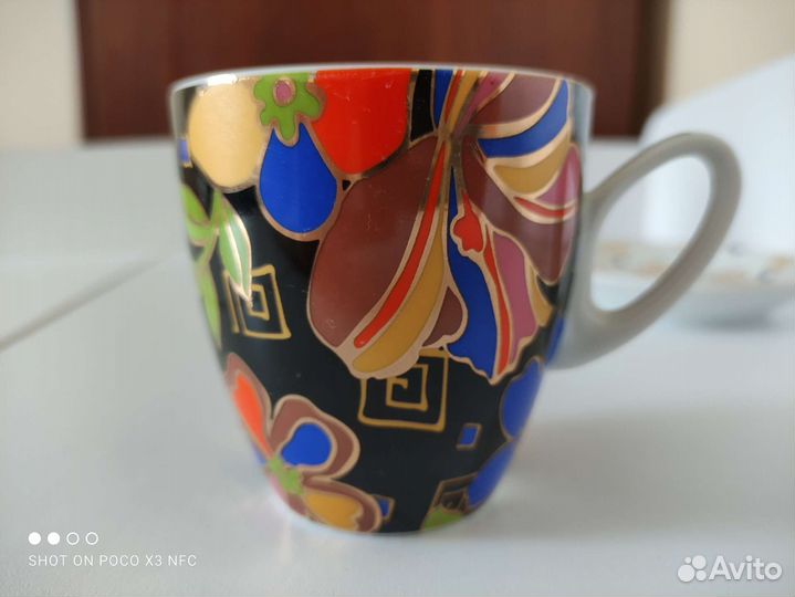 Чайные чашки с блюдцами