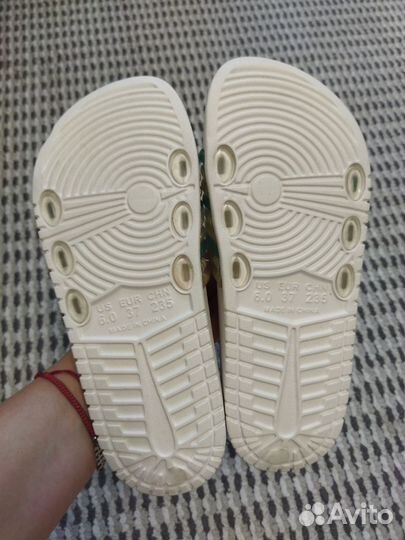 Шлепанцы новые 37 размер
