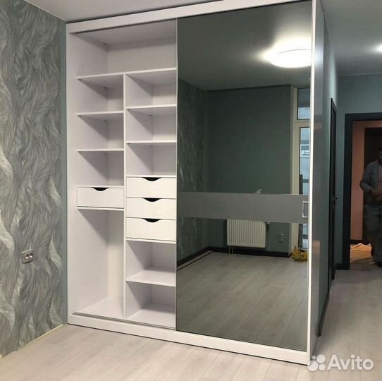 Стенка в гостиную