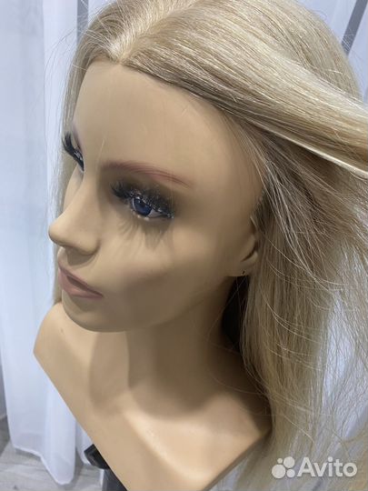 Манекен с натуральными волосами