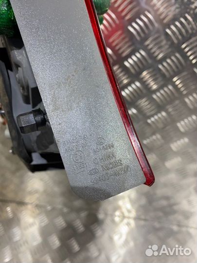 Фонарь задний левый Kia Rio 3