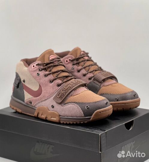 Кроссовки Nike Air Trainer 1 SP x Travis Scott