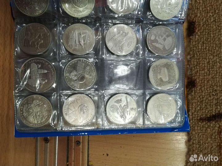 Юбилейные монеты Казахстана