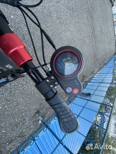 Электросамокат ikingi M4 800W/15Ah. До 50км/ч