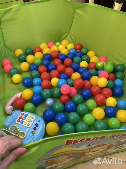 Большой бассейн с шариками