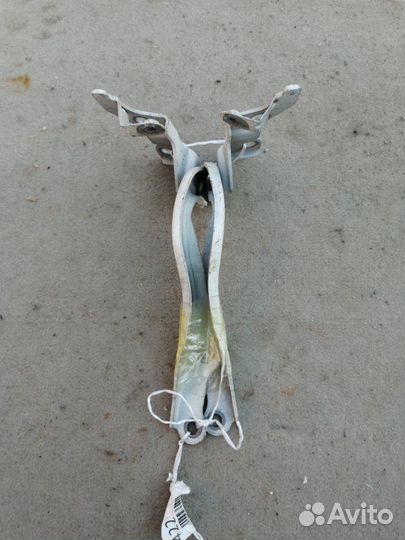 Петля капота Subaru Legacy BR9 2010