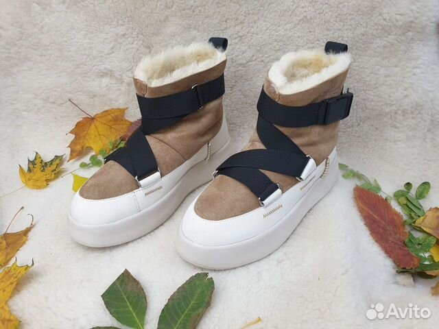 Ботинки UGG