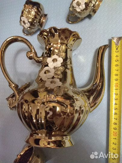 Кофейный сервиз с позолотой