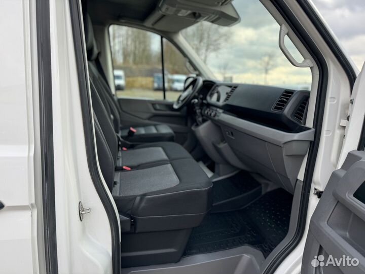 Volkswagen Crafter цельнометаллический, 2021