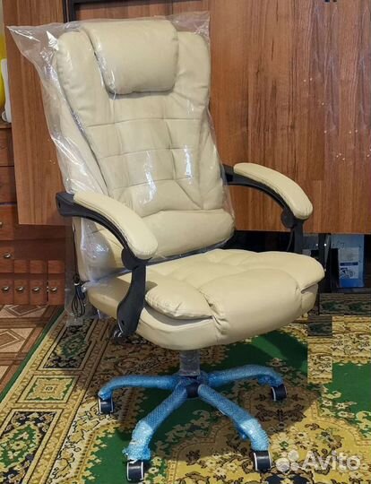 Офисное кожаное компьютерное кресло с маccажером