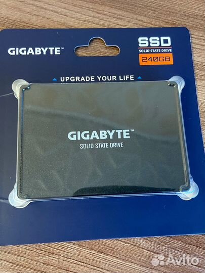 SSD Gigabyte 240gb SATA новый