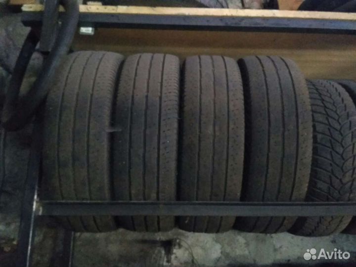 Continental Vanco 2 225/75 R16C