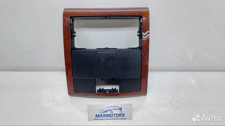 Накладка подлокотника Volkswagen Touareg 7L 3.6